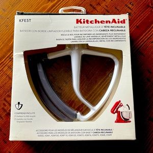 KitchenAid Tilt-Head flex edge beater